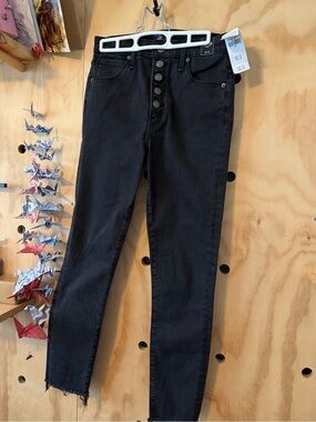 NWT Abercrombie High Rise Super Skinny Ankle Jeans size 28